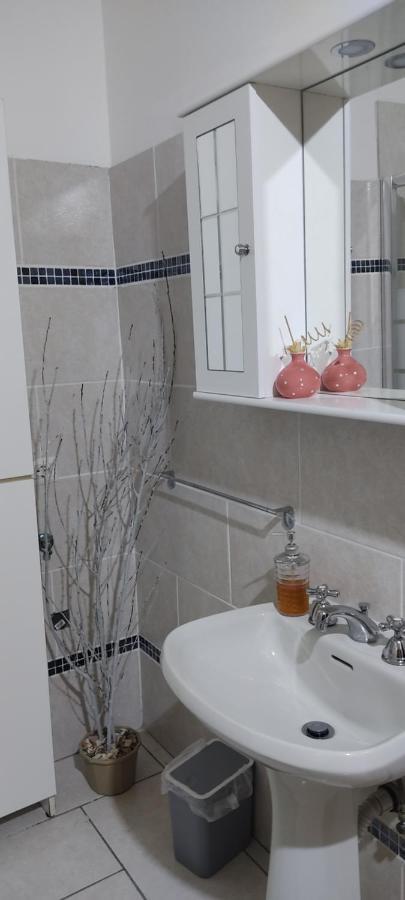 Estia Holidays Apartments - ตาออร์มินา ภายนอก รูปภาพ