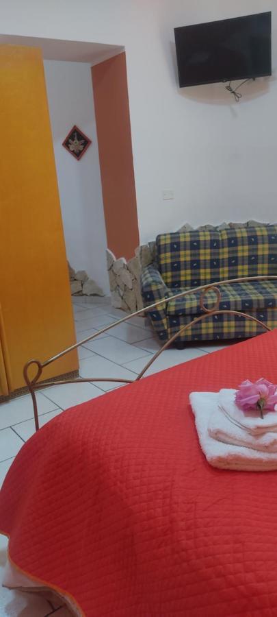 Estia Holidays Apartments - ตาออร์มินา ภายนอก รูปภาพ